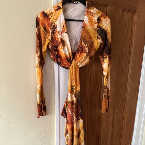 Fashion Nova Fitted Dress - Picture 3 of 4